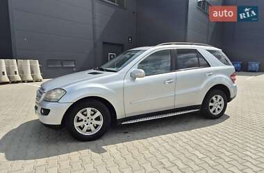 Позашляховик / Кросовер Mercedes-Benz M-Class 2009 в Києві