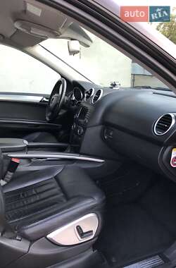 Внедорожник / Кроссовер Mercedes-Benz M-Class 2008 в 