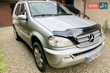 Позашляховик / Кросовер Mercedes-Benz M-Class 2004 в 