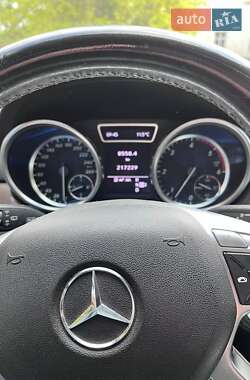 Внедорожник / Кроссовер Mercedes-Benz M-Class 2013 в 