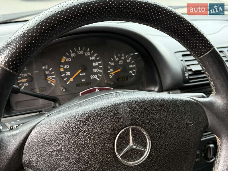Внедорожник / Кроссовер Mercedes-Benz M-Class 2000 в Хмельницком