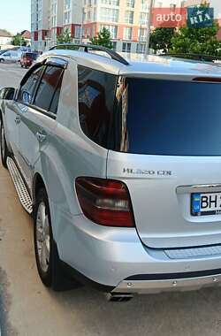 Внедорожник / Кроссовер Mercedes-Benz M-Class 2008 в 