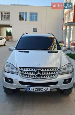 Внедорожник / Кроссовер Mercedes-Benz M-Class 2008 в 