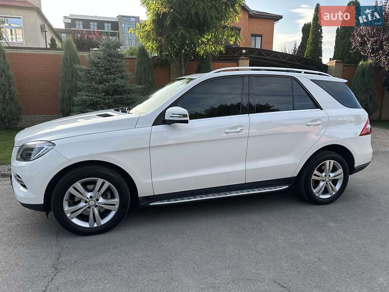 Позашляховик / Кросовер Mercedes-Benz M-Class 2013 в Дніпрі