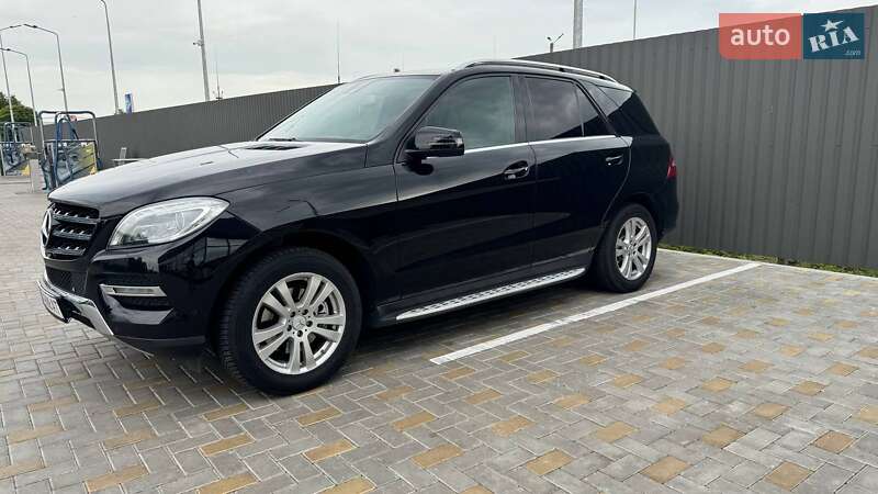 Внедорожник / Кроссовер Mercedes-Benz M-Class 2015 в Гайсине