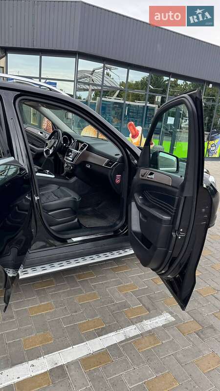 Внедорожник / Кроссовер Mercedes-Benz M-Class 2015 в Гайсине