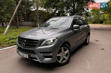 Позашляховик / Кросовер Mercedes-Benz M-Class 2015 в Джулинці