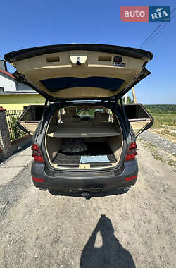 Внедорожник / Кроссовер Mercedes-Benz M-Class 2009 в 