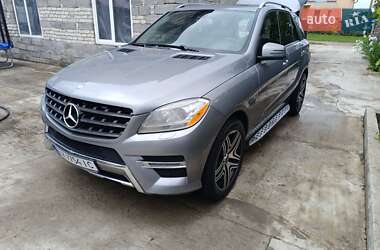 Внедорожник / Кроссовер Mercedes-Benz M-Class 2015 в 