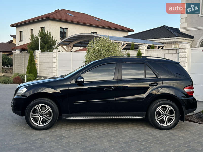 Внедорожник / Кроссовер Mercedes-Benz M-Class 2007 в Одессе