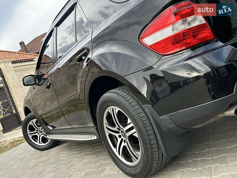 Внедорожник / Кроссовер Mercedes-Benz M-Class 2007 в Одессе