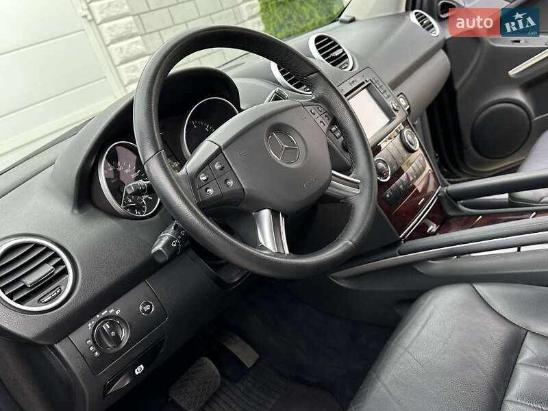 Внедорожник / Кроссовер Mercedes-Benz M-Class 2007 в Одессе