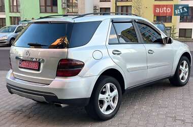 Внедорожник / Кроссовер Mercedes-Benz M-Class 2006 в 