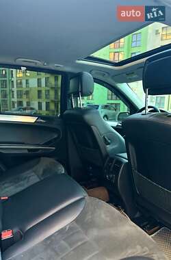 Внедорожник / Кроссовер Mercedes-Benz M-Class 2006 в 