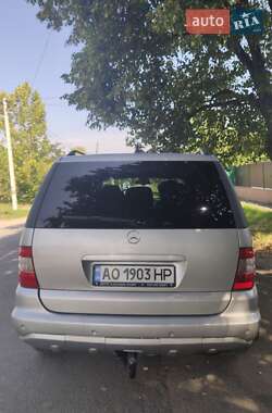 Внедорожник / Кроссовер Mercedes-Benz M-Class 2002 в 