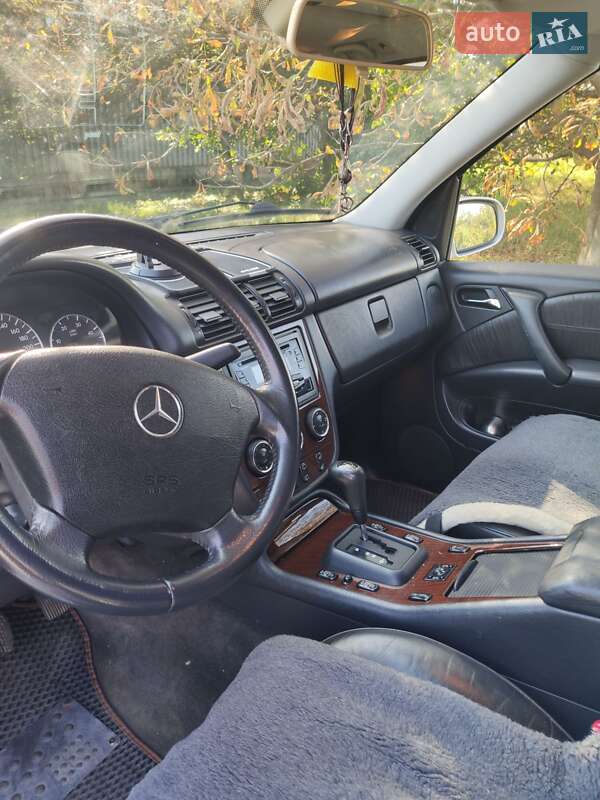 Внедорожник / Кроссовер Mercedes-Benz M-Class 2002 в Ужгороде