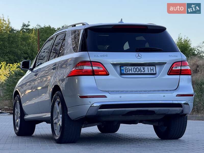 Позашляховик / Кросовер Mercedes-Benz M-Class 2015 в Одесі