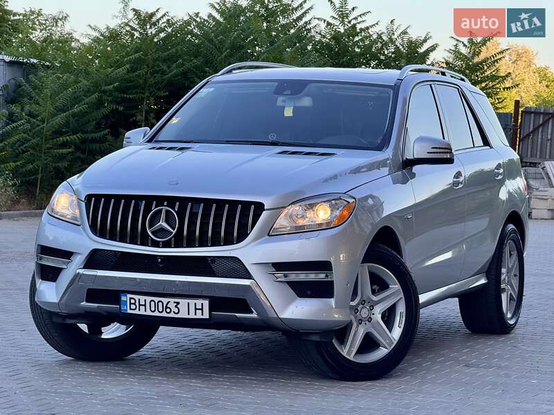 Mercedes-Benz M-Class 2015