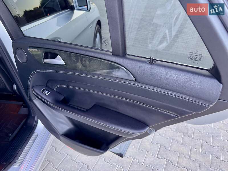 Позашляховик / Кросовер Mercedes-Benz M-Class 2015 в Одесі