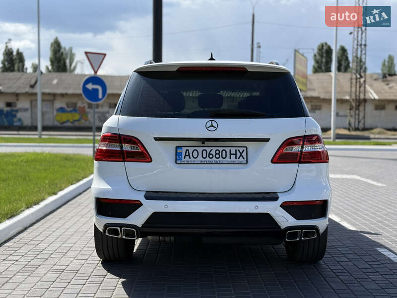 Внедорожник / Кроссовер Mercedes-Benz M-Class 2014 в Одессе
