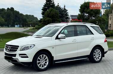 Внедорожник / Кроссовер Mercedes-Benz M-Class 2014 в 