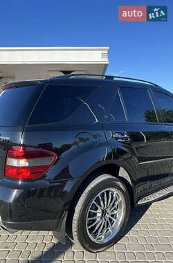 Внедорожник / Кроссовер Mercedes-Benz M-Class 2008 в 