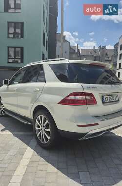 Внедорожник / Кроссовер Mercedes-Benz M-Class 2012 в 