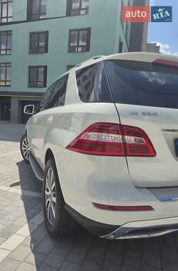 Внедорожник / Кроссовер Mercedes-Benz M-Class 2012 в 
