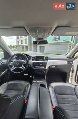 Внедорожник / Кроссовер Mercedes-Benz M-Class 2012 в 