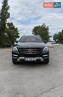 Внедорожник / Кроссовер Mercedes-Benz M-Class 2012 в 