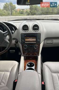 Внедорожник / Кроссовер Mercedes-Benz M-Class 2006 в 