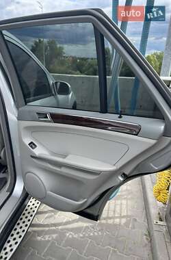 Внедорожник / Кроссовер Mercedes-Benz M-Class 2006 в 