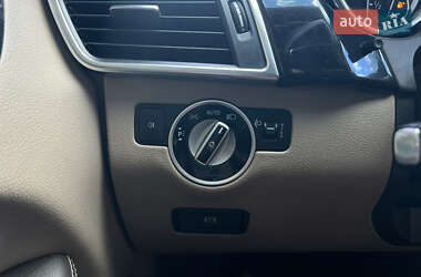 Внедорожник / Кроссовер Mercedes-Benz M-Class 2012 в 