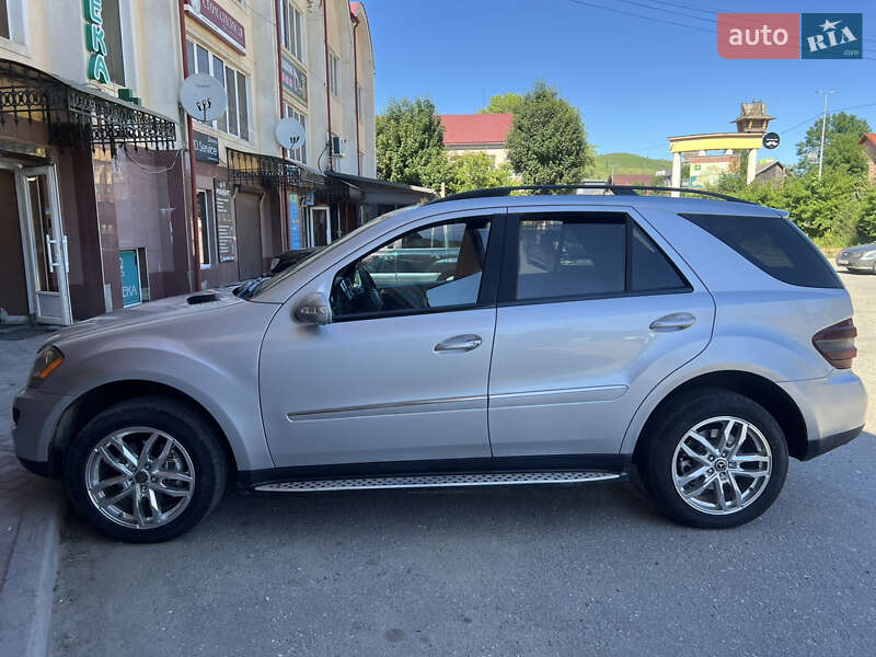 Позашляховик / Кросовер Mercedes-Benz M-Class 2008 в Буковеле