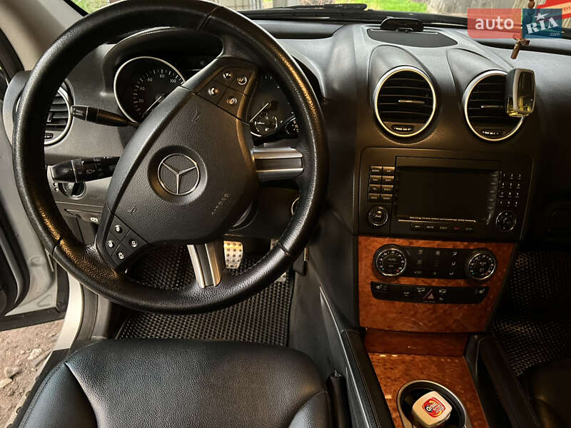 Позашляховик / Кросовер Mercedes-Benz M-Class 2008 в Буковеле
