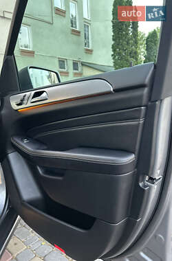 Внедорожник / Кроссовер Mercedes-Benz M-Class 2013 в 