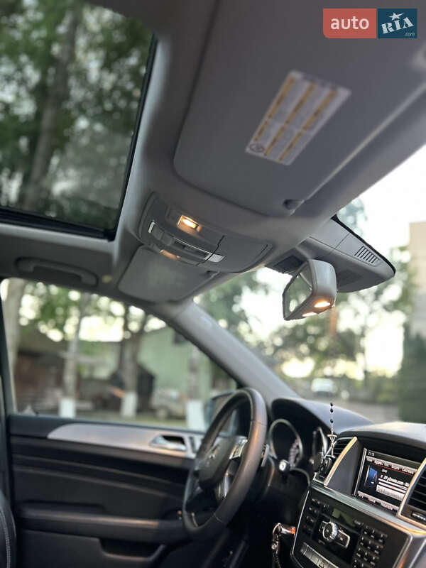 Внедорожник / Кроссовер Mercedes-Benz M-Class 2013 в Залещиках