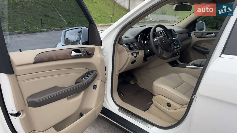 Внедорожник / Кроссовер Mercedes-Benz M-Class 2013 в Сумах
