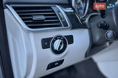 Внедорожник / Кроссовер Mercedes-Benz M-Class 2014 в 
