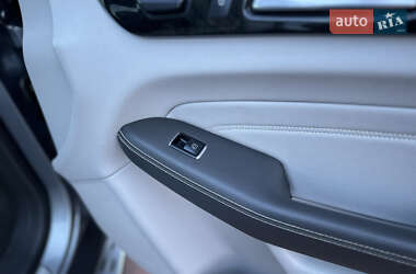 Внедорожник / Кроссовер Mercedes-Benz M-Class 2014 в 