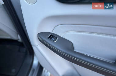 Внедорожник / Кроссовер Mercedes-Benz M-Class 2014 в 