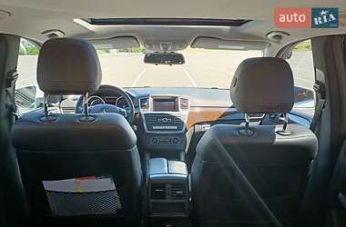 Внедорожник / Кроссовер Mercedes-Benz M-Class 2015 в 