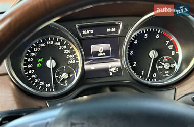 Внедорожник / Кроссовер Mercedes-Benz M-Class 2013 в 