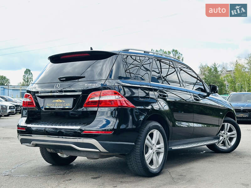 Внедорожник / Кроссовер Mercedes-Benz M-Class 2012 в Харькове