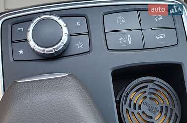 Внедорожник / Кроссовер Mercedes-Benz M-Class 2012 в 