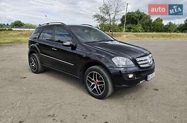 Внедорожник / Кроссовер Mercedes-Benz M-Class 2007 в 
