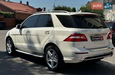 Внедорожник / Кроссовер Mercedes-Benz M-Class 2013 в 