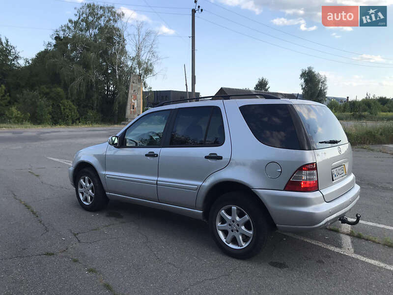 Внедорожник / Кроссовер Mercedes-Benz M-Class 2002 в Киеве