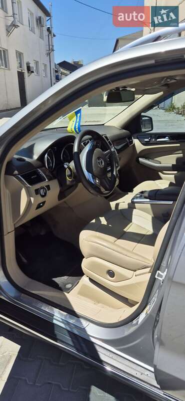 Позашляховик / Кросовер Mercedes-Benz M-Class 2014 в Івано-Франківську