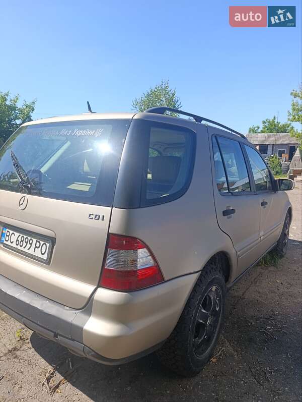 Позашляховик / Кросовер Mercedes-Benz M-Class 2001 в Шептицькому